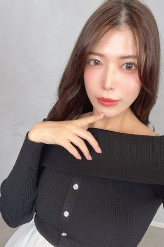 次回登場のモデル様のインタビュー動画♥【フリーダウンロード】移籍後初の初の撮影!?スタイル抜群綺麗系お姉さん♥