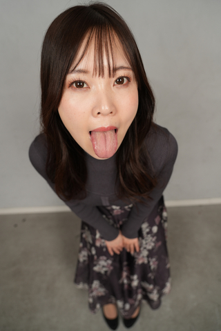 運動神経抜群!?【♡顔面身体測定♡三上咲ちゃん編♥】次から次へ襲い掛かるアレ(ಥ﹏ಥ)