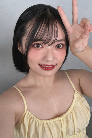 推定50ｃｍの鼻垂れ女...【可愛いのにまさかの同時多発クシャミ(;'∀')】清純派は実はこんな感じ...