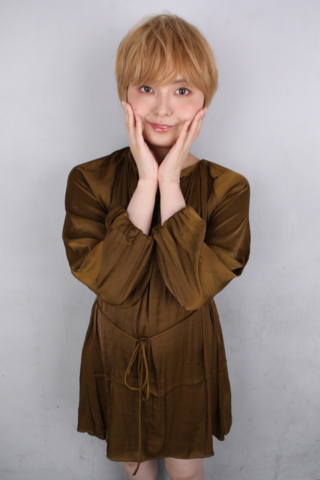 マドンナデビューの彼女が...【清楚系美人モデルが魅せた2026No1顔面変形!!】いつもより激しめ『顔変砲』