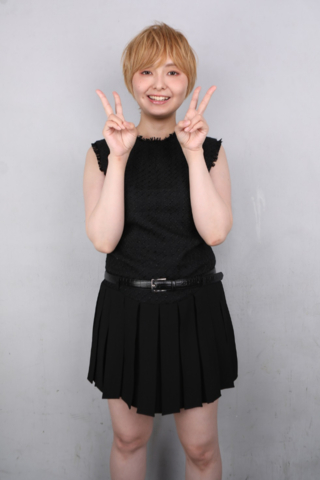 マドンナデビューの彼女が...【清楚系美人モデルが魅せた2026No1顔面変形!!】いつもより激しめ『顔変砲』